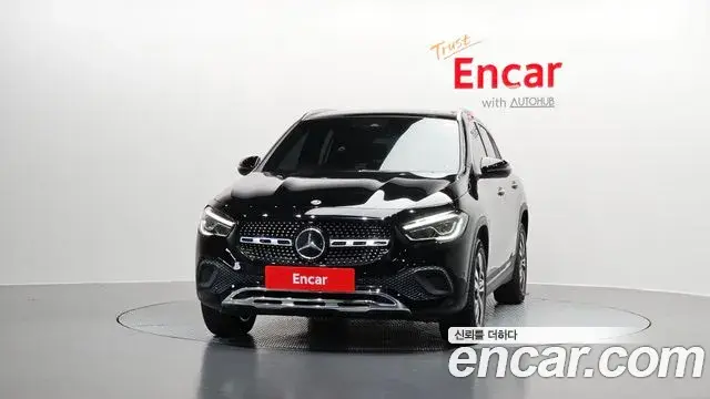 Mercedes-Benz GLA-Class 2021 — Фото 3/20