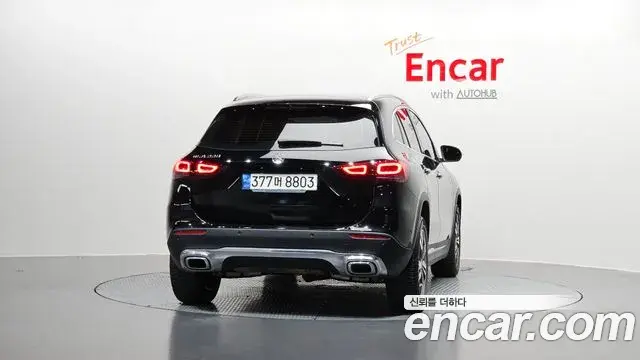 Mercedes-Benz GLA-Class 2021 — Фото 4/20