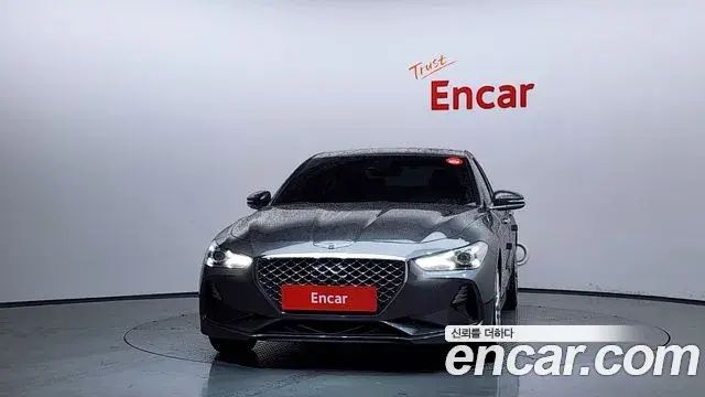 Genesis G70 2019 — Şəkil 9/35