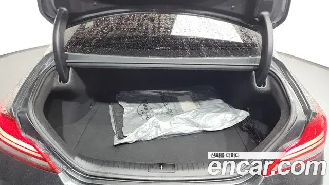 Genesis G70 2019 — Şəkil 33/35