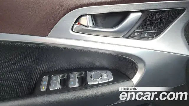 Genesis G70 2019 — Şəkil 19/35
