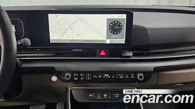 Kia Carnival 2025 — ფოტო 14/31