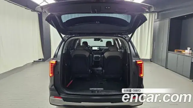 Kia Carnival 2025 — ფოტო 6/31