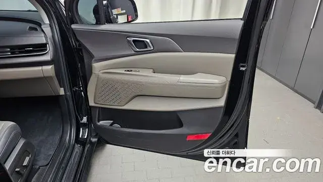 Kia Carnival 2025 — ფოტო 24/31