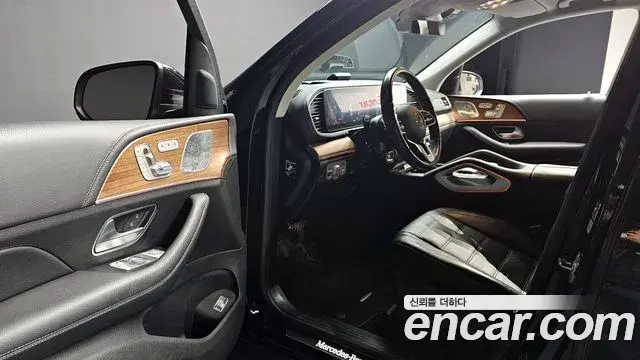 Mercedes-Benz GLE-Class 2019 — Şəkil 6/31