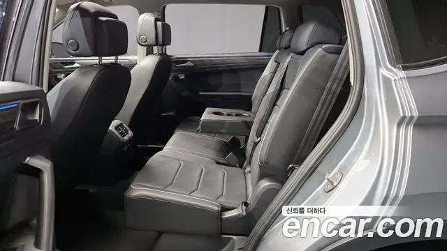 Volkswagen Tiguan Allspace 2022 — Şəkil 21/40