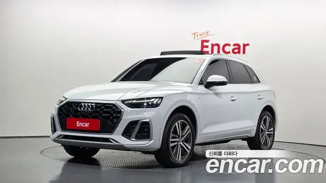 Audi Q5 2021 — ფოტო 27/33