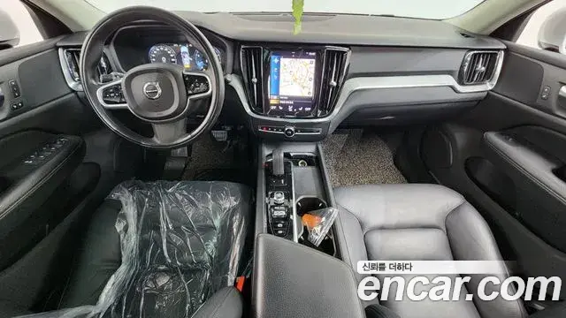 Volvo V60 Cross Country 2021 — ფოტო 4/20