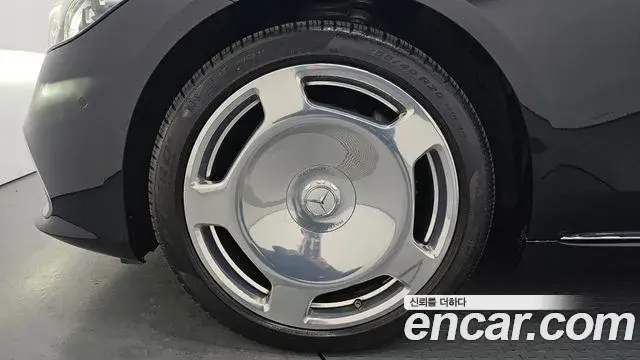 Mercedes-Benz S-Class 2021 — ფოტო 25/38