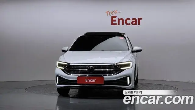 Volkswagen Jetta 2024 — Photo 34/35