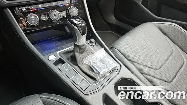 Volkswagen Jetta 2024 — Photo 33/35