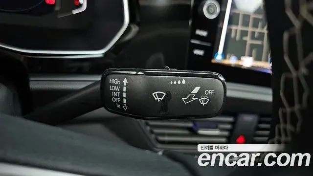Volkswagen Jetta 2024 — Photo 8/35