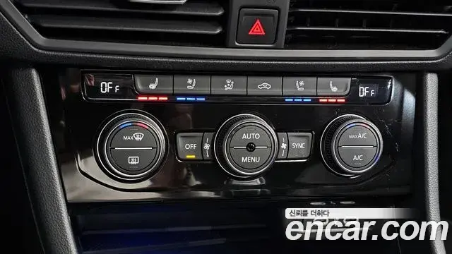 Volkswagen Jetta 2024 — Photo 3/35