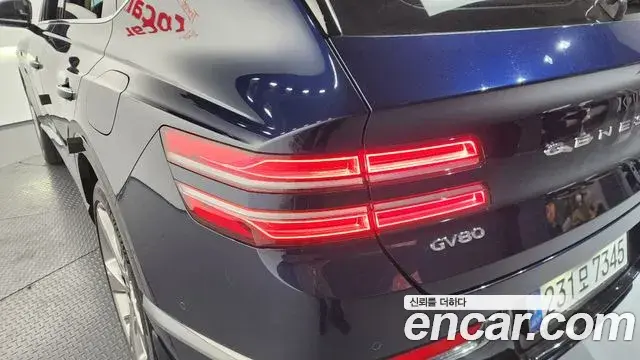 Genesis GV80 2020 — ფოტო 28/36