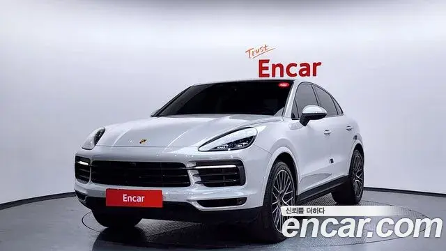 Porsche Cayenne 2021 — ფოტო 23/40
