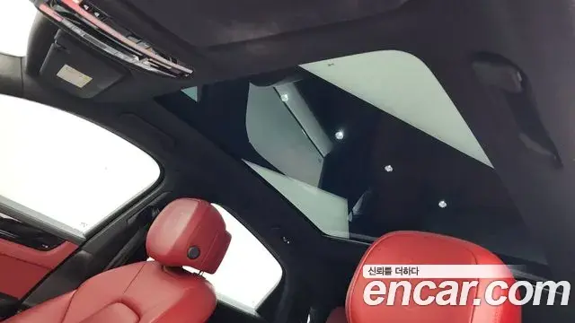 Porsche Cayenne 2021 — ფოტო 24/40