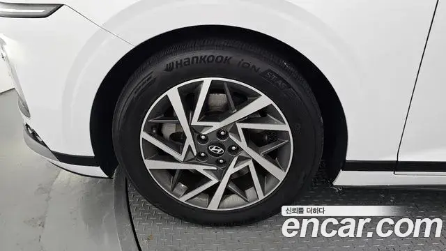 Hyundai Grandeur Hybrid 2024 — Photo 8/30