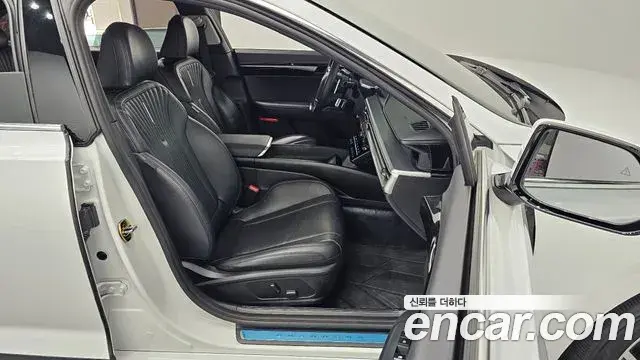 Hyundai Grandeur Hybrid 2024 — Photo 2/30