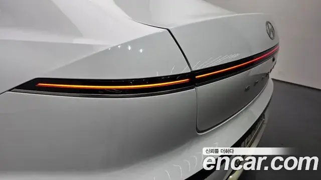 Hyundai Grandeur Hybrid 2024 — Photo 25/30