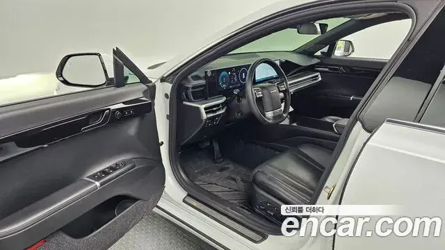 Hyundai Grandeur Hybrid 2024 — Photo 11/30