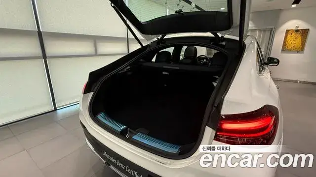 Mercedes-Benz GLE-Class 2025 — Şəkil 10/19