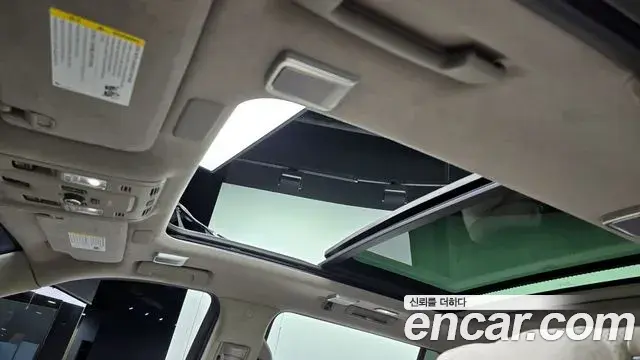 Cadillac Escalade 2024 — ფოტო 4/20