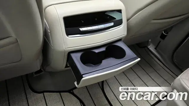 Cadillac Escalade 2024 — ფოტო 12/20