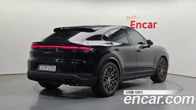 Porsche Cayenne 2025 — Фото 2/20