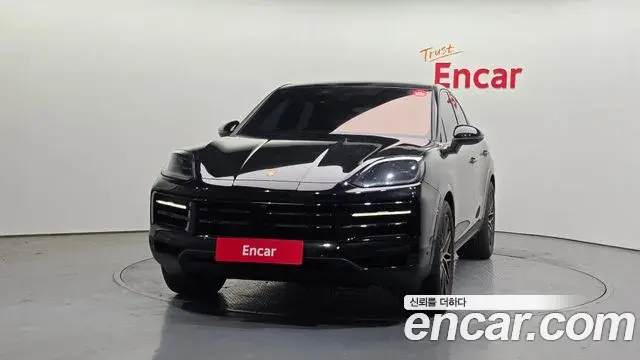 Porsche Cayenne 2025 — Фото 3/20