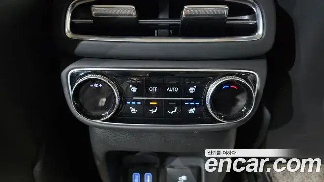 Genesis GV80 2020 — Photo 14/40