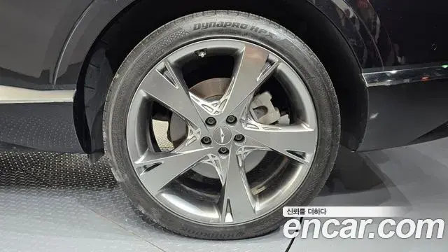 Genesis GV80 2020 — Photo 15/40