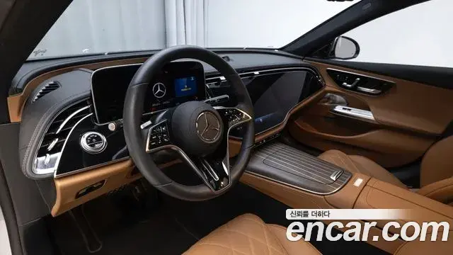 Mercedes-Benz E-Class 2024 — ფოტო 13/20