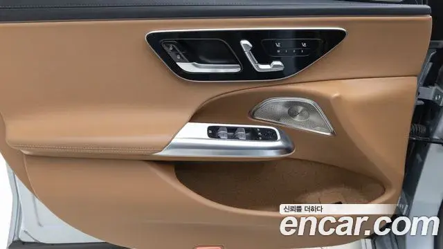 Mercedes-Benz E-Class 2024 — ფოტო 9/20