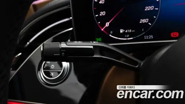 Mercedes-Benz E-Class 2024 — ფოტო 20/20