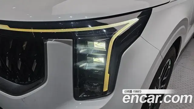 Kia Carnival 2024 — ფოტო 6/30