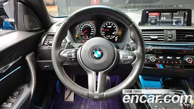 BMW M2 2020 — Фото 12/20