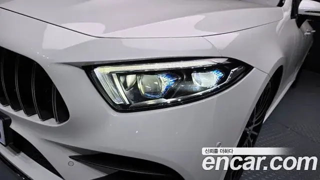 Mercedes-Benz CLS-Class 2020 — Photo 28/30