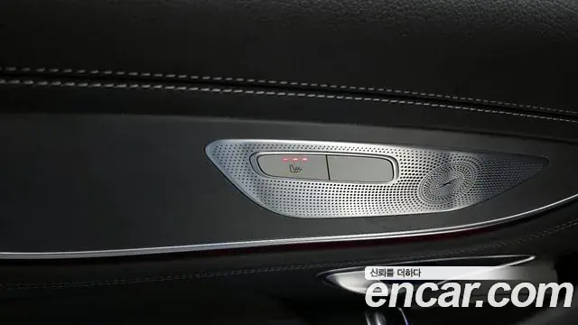 Mercedes-Benz CLS-Class 2020 — Photo 11/30