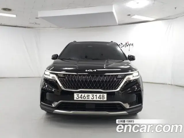 Kia Carnival 2022 — Photo 1/20