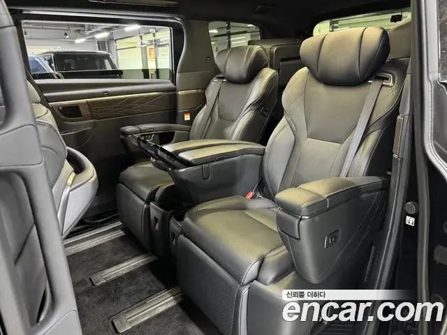 Toyota Alphard 2024 — Şəkil 11/14