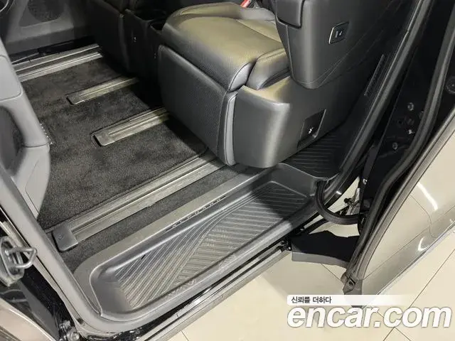 Toyota Alphard 2024 — Şəkil 14/14