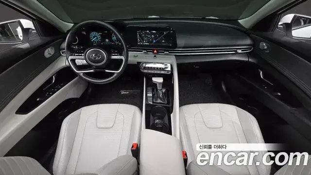 Hyundai The New Avante Hybrid 2021 — ფოტო 2/20