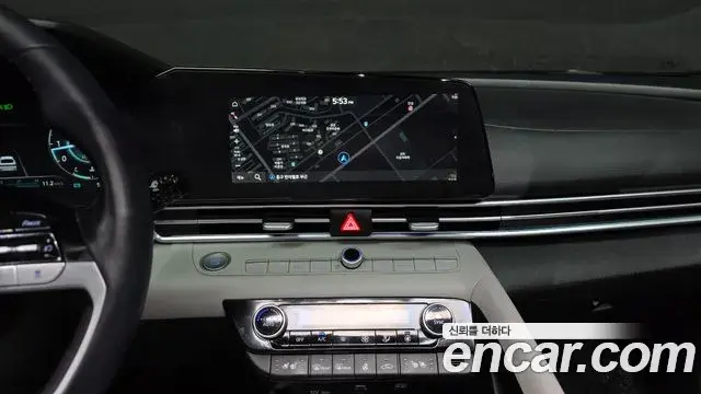 Hyundai The New Avante Hybrid 2021 — ფოტო 13/20