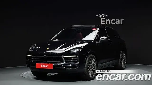 Porsche Cayenne 2020 — Photo 6/32