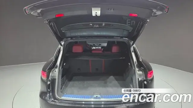 Porsche Cayenne 2020 — Photo 3/32