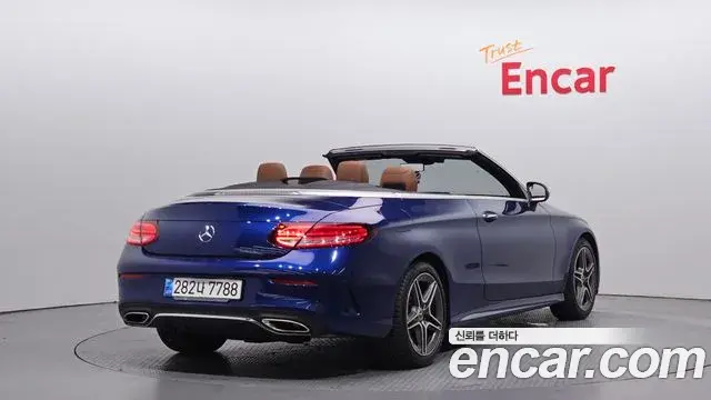 Mercedes-Benz C-Class 2019 — Şəkil 4/30