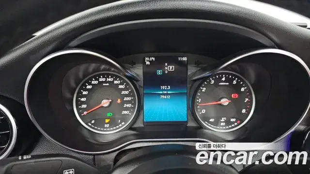 Mercedes-Benz C-Class 2019 — Şəkil 16/30