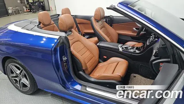 Mercedes-Benz C-Class 2019 — Şəkil 19/30