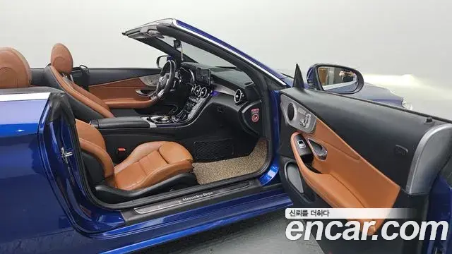 Mercedes-Benz C-Class 2019 — Şəkil 21/30