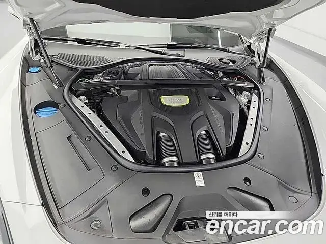 Porsche Panamera 2021 — Şəkil 4/18